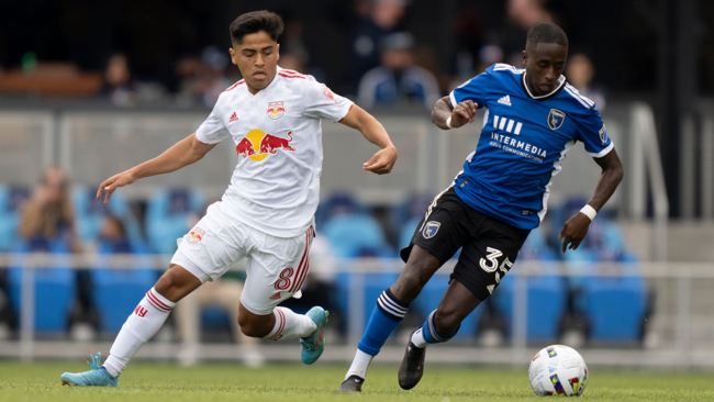Màn so tài San Jose Earthquakes vs NY Red Bulls