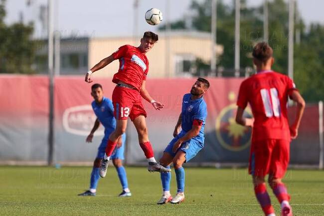 Màn so tài FK Shkendija 79 vs Steaua Bucuresti